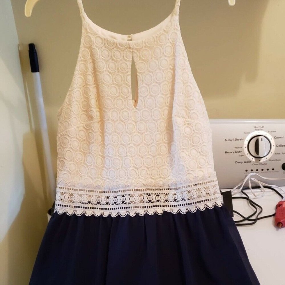 I.N. San Francisco White & Navy Lace Dress Size 9